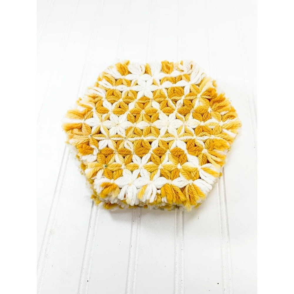 Vintage Yellow Knit Potholder‎ Set - Retro Kitchen Decor